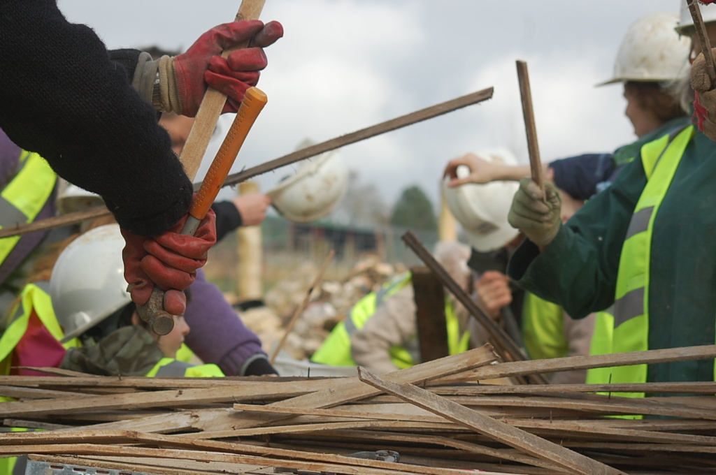 Linhay_community_build_10.06.13